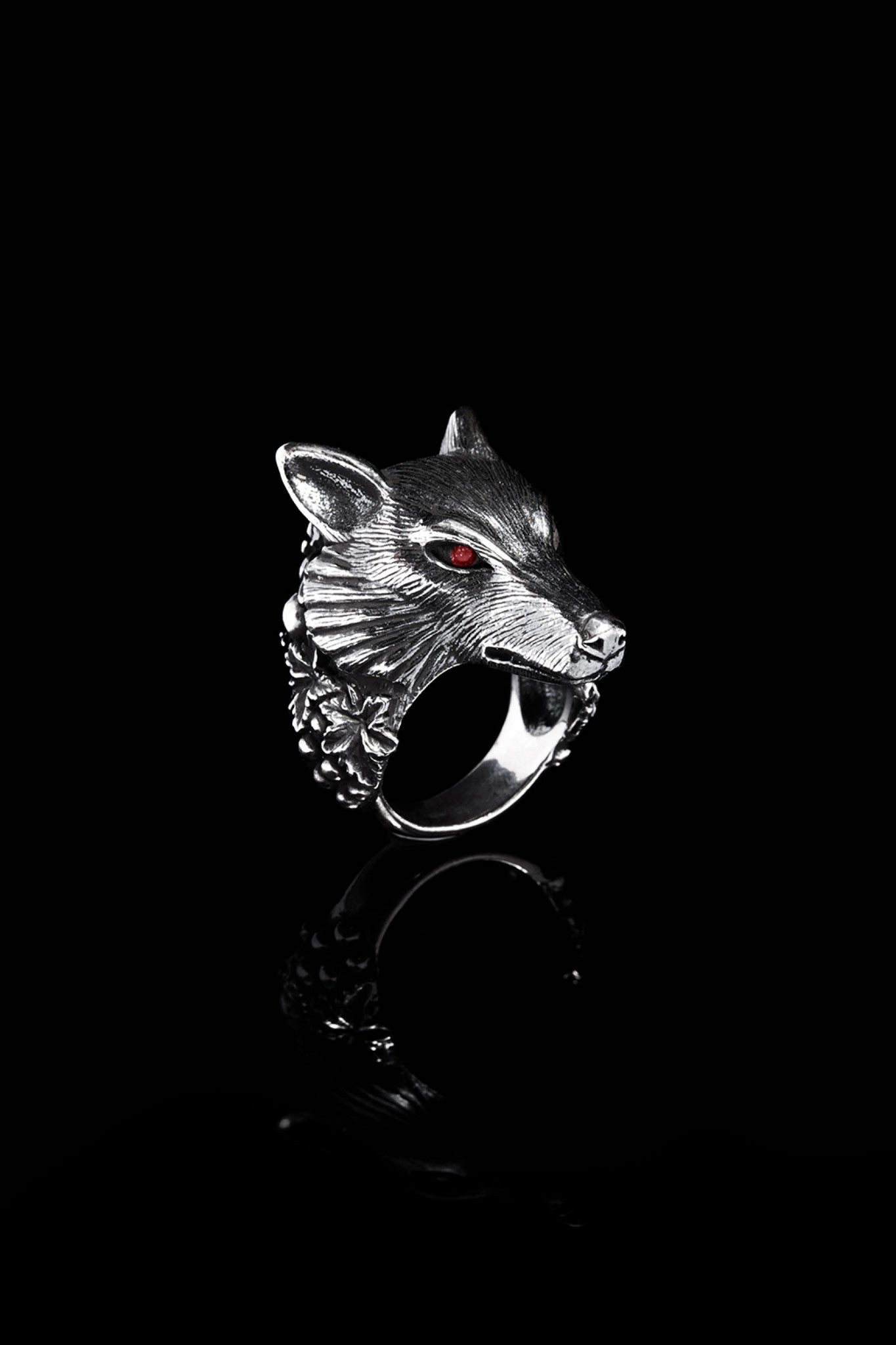 Wolf Ring