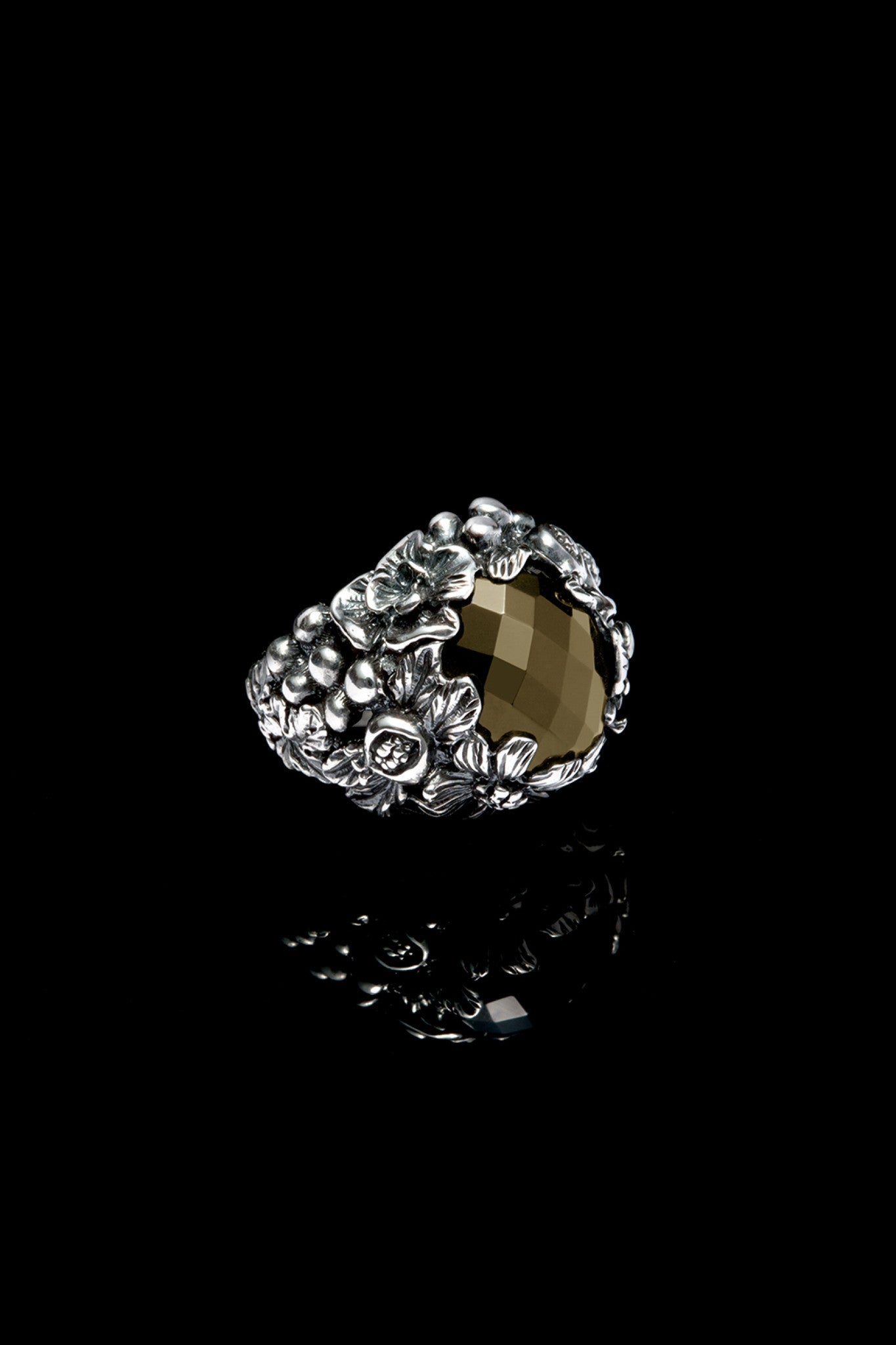 Bush Gem Ring