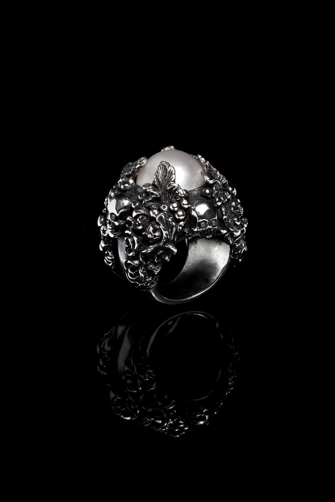 Pearl Foliage & Skulls Ring