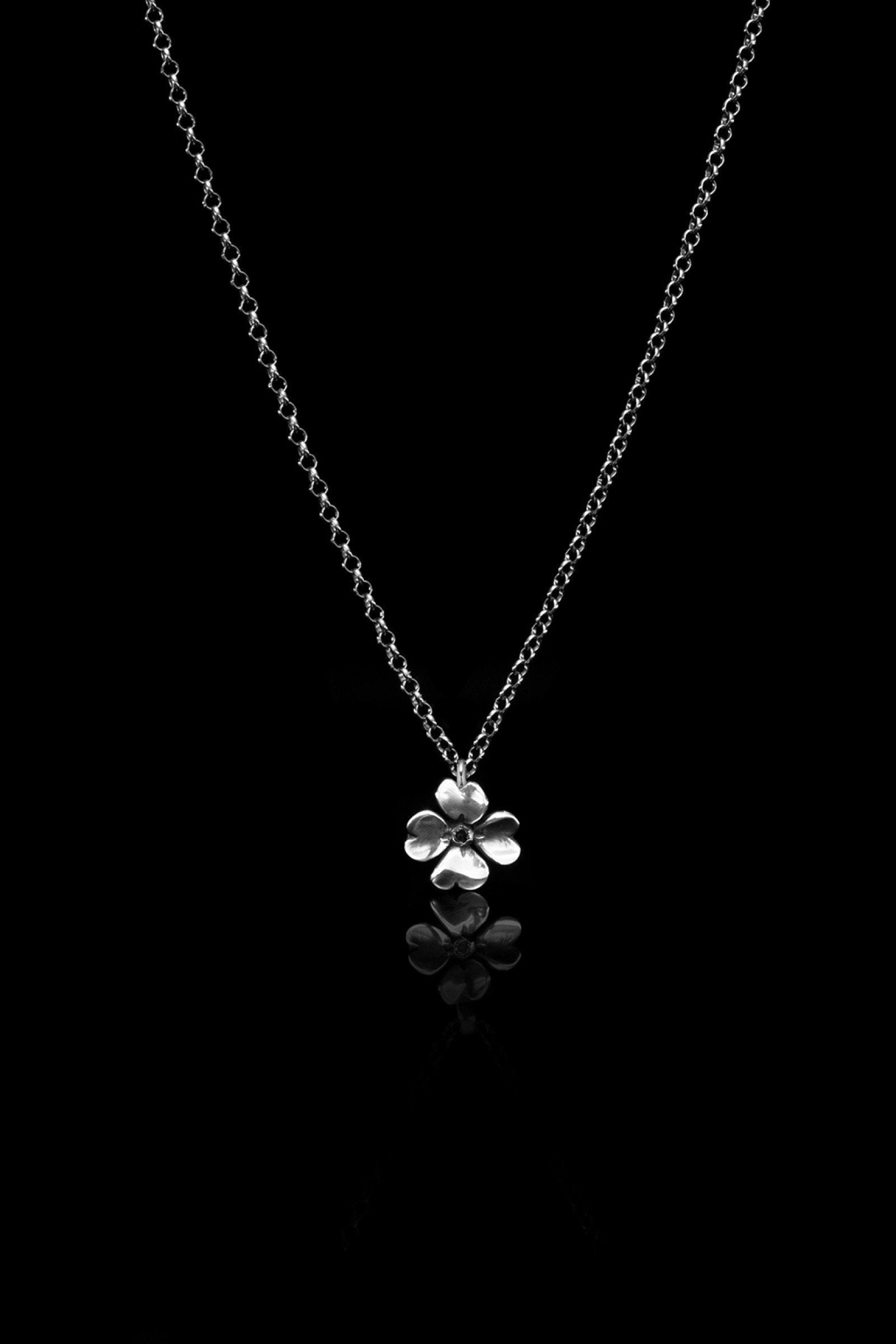 Tiny Clover Pendant - Ugo Cacciatori