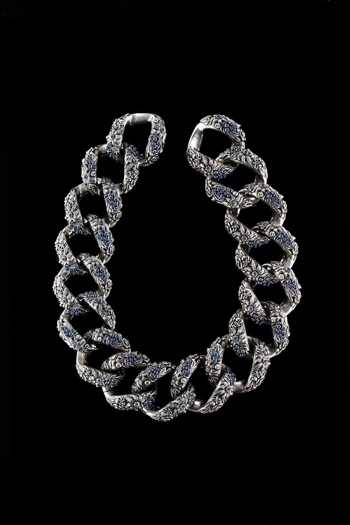 Bush Links Necklace