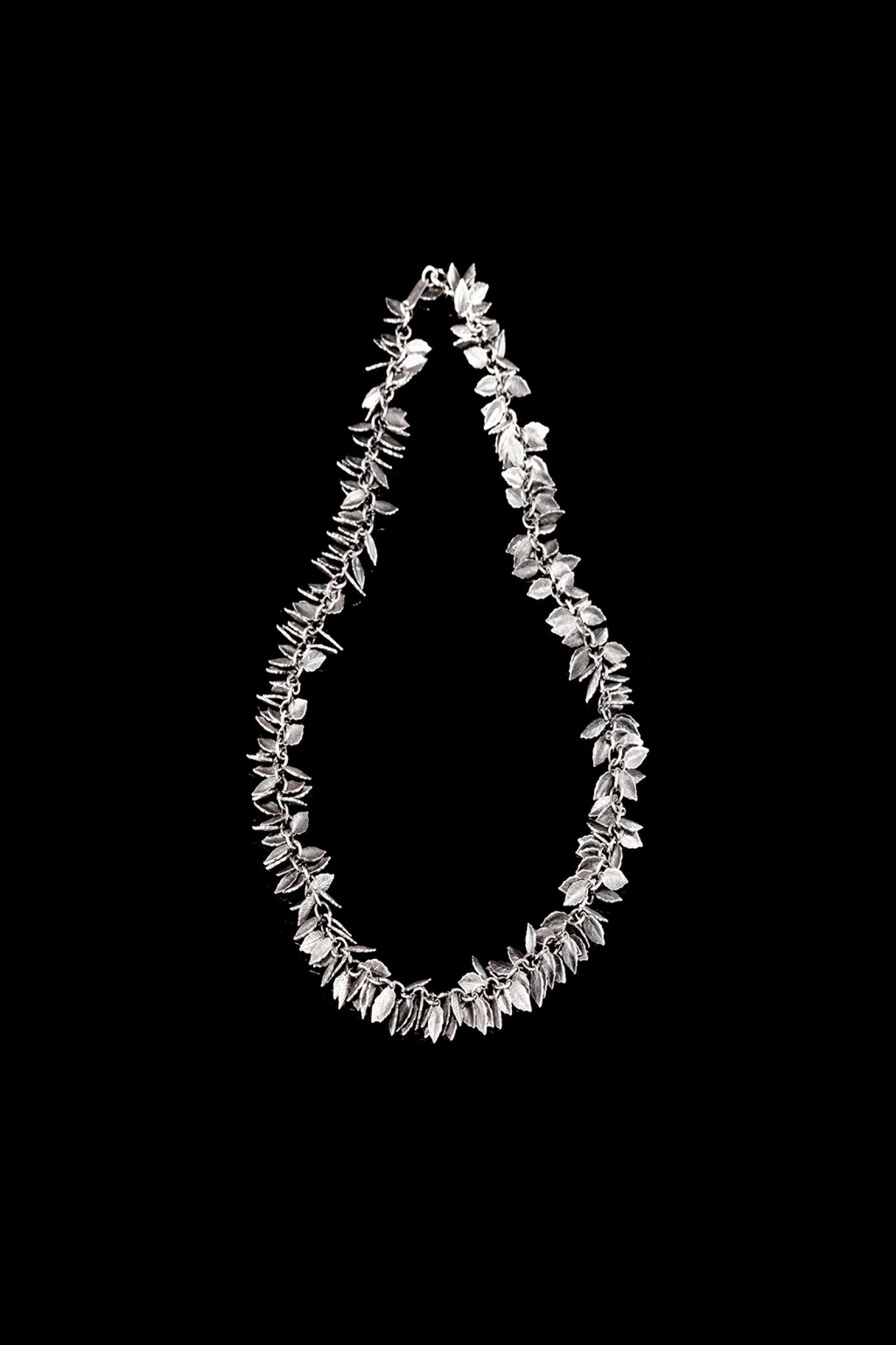 Hanging Leaves Necklace