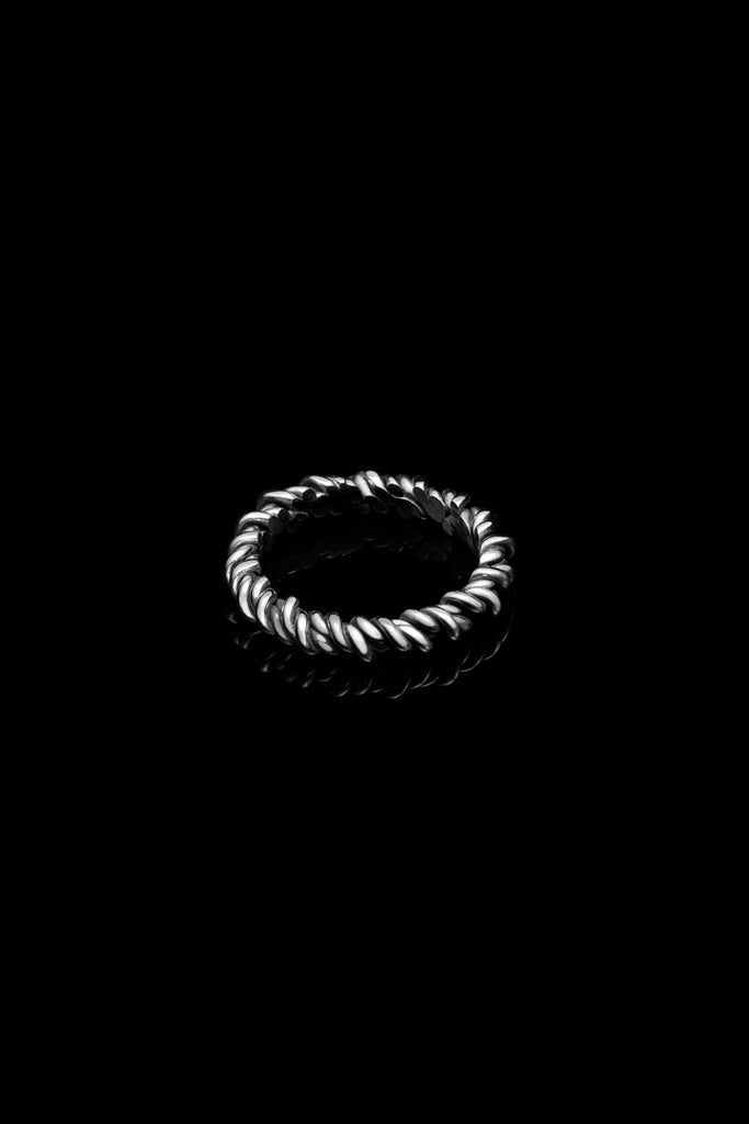 Tiny Torcetto Ring